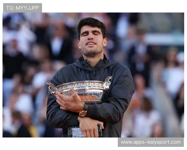 阿尔卡拉斯越来越像冠军，那股自信真迷人，阿尔卡拉斯法网